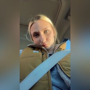 Meet your Posher, Bre